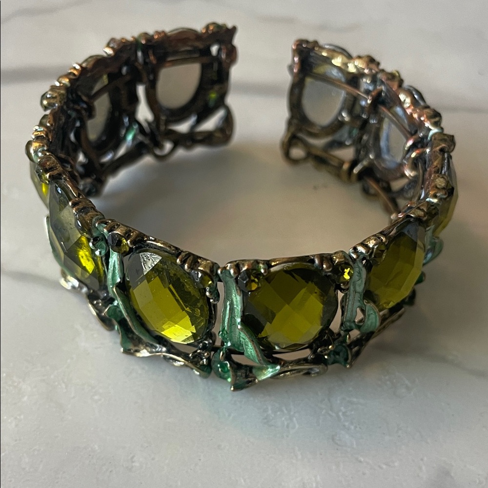 Vintage-Style Green Crystal & Ornate Metal Cuff Bracelet
